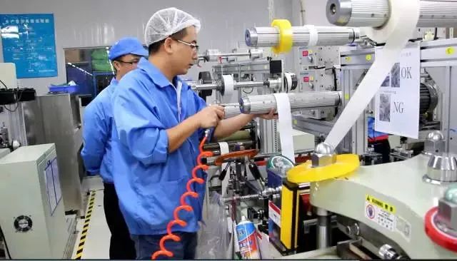 不干膠排廢易斷？折疊不齊？怎么解決