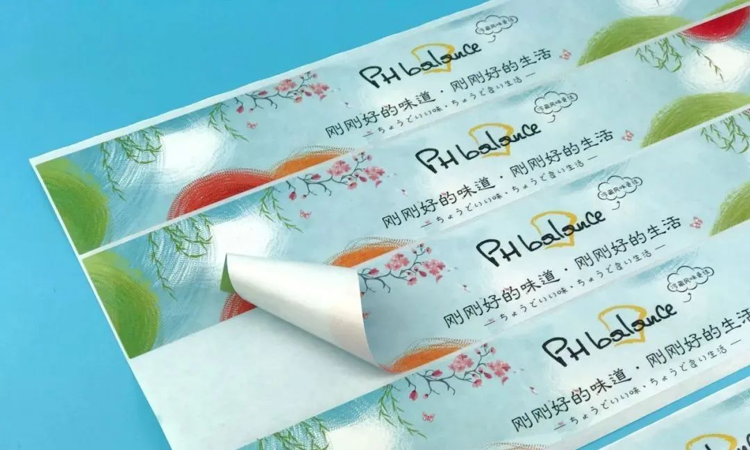 卷筒不干膠標(biāo)簽印刷覆膜不牢，雜質(zhì)、卷曲問題的解決方法