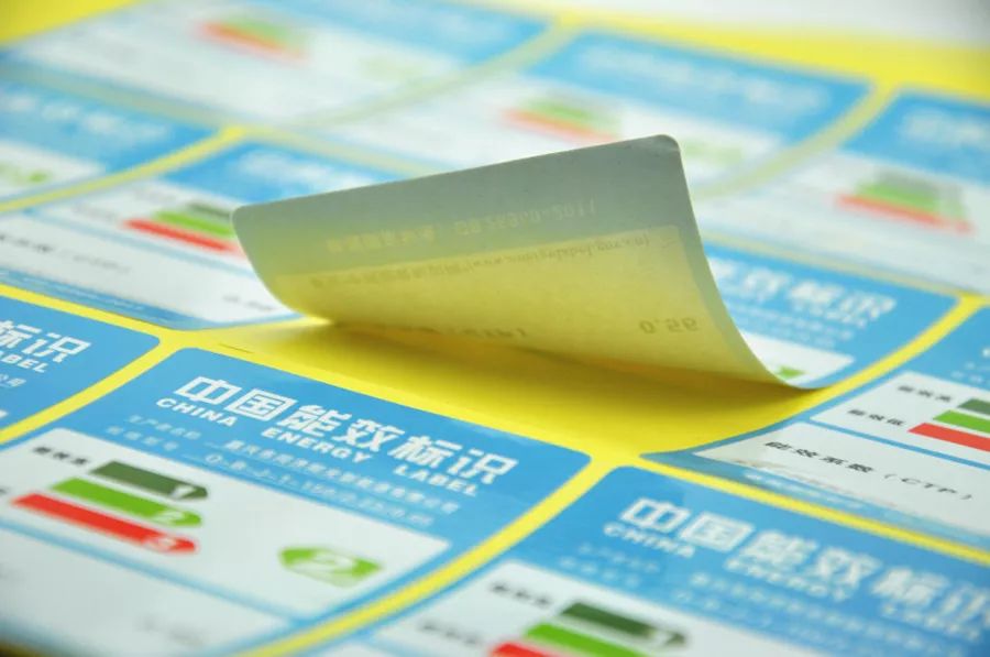 不干膠標(biāo)簽紙用久了邊緣起翹，什么原因？