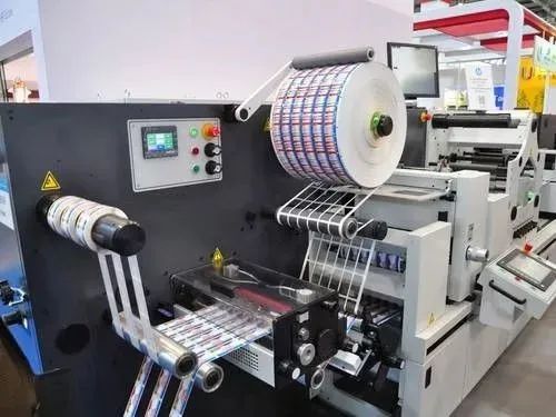 短版印刷崛起：技術(shù)、定制與可持續(xù)性驅(qū)動印刷業(yè)新常態(tài)